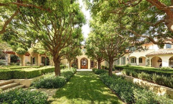 Дом Дуэйна Джонсона: как живет главный герой фильма &laquo;Царь скорпионов&raquo;