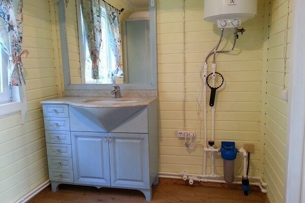 Как сделать водопровод на даче своими руками: правила прокладки, монтажа и обустройства