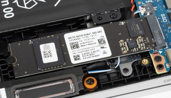 Обзор бизнес-ноутбука Acer Swift Go 14 (SFG14-73-70EH): компактная модель с OLED-экраном Обзор бизнес-ноутбука Acer Swift Go 14 (SFG14-73-70EH): компактная модель с OLED-экраном