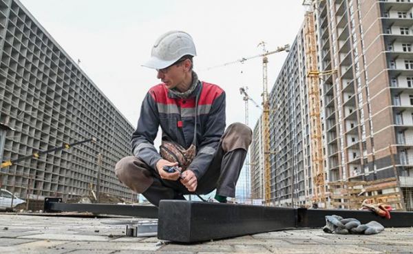 Хуснуллин — регионам: Жилищные проблемы решайте сами