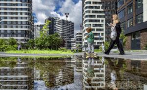 Рынок жилья в мегаполисах может обрушиться. И куда бездомному податься?