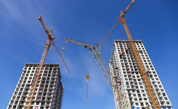 Застройщики не торопятся снижать цены, ожидая лучших времен Застройщики не торопятся снижать цены, ожидая лучших времен