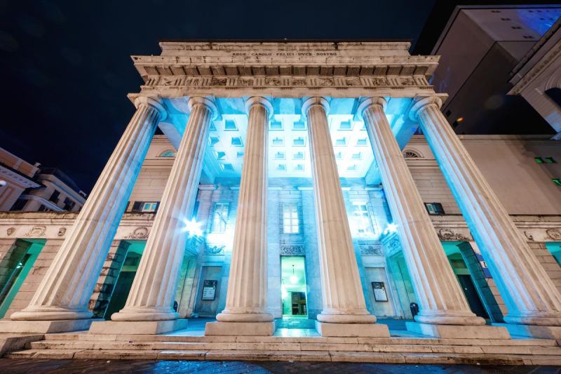 Архитектура 90-х: капром, постмодернизм, лужковская и другие стили