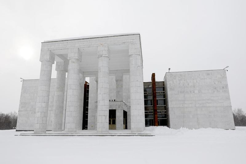 Архитектура 90-х: капром, постмодернизм, лужковская и другие стили