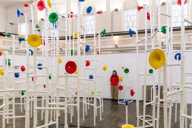 Юри Судзуки представил в Лондоне интерактивную звуковую инсталляцию Utooto