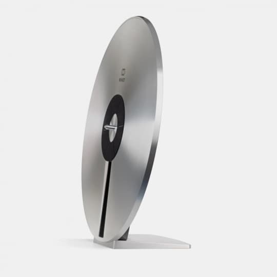 Miniot представил вертикальный проигрыватель, который считывает винил при помощи света