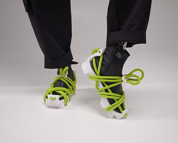 Данияр Удербеков сочетает традиции и технологии в кроссовках UDRB