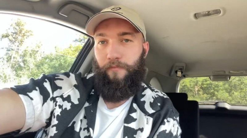 «Если отправят на СВО, сдамся в плен»: RT выяснил подробности побега предателя Ступникова и нашёл его родственников