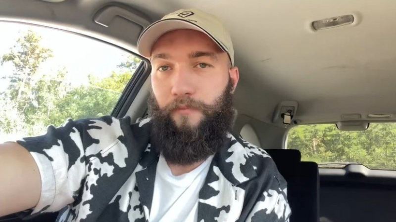 «Он и меня тоже предал»: RT поговорил с бывшей женой экс-офицера Ступникова, перешедшего на сторону врага