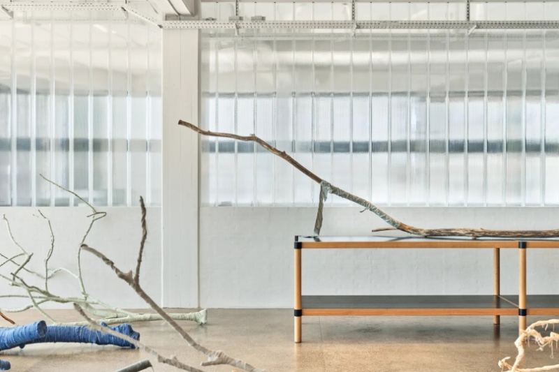 Патрисия Уркиола и студия Tableau представили совместную инсталляцию