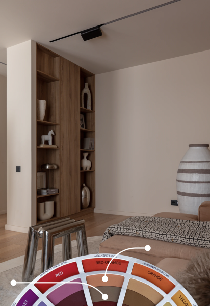 Почему это красиво: кухня-гостиная в бежевой гамме с металлическими акцентами