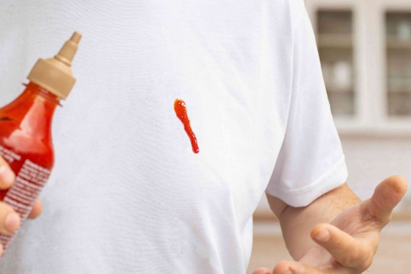 Удаление пятен от томатного соуса и кетчупа