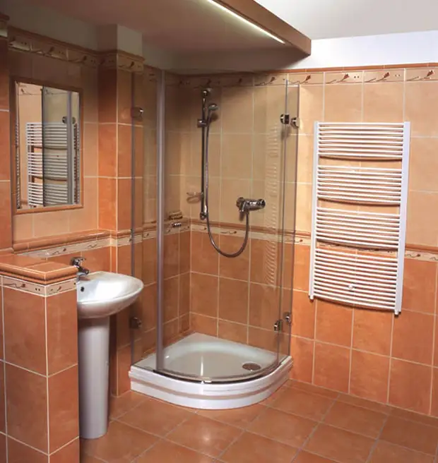 монтаж поддона из акрила