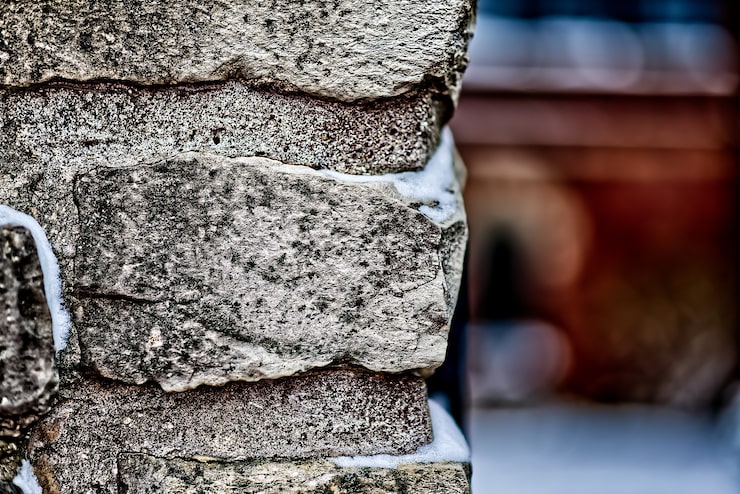 Подготовка основания для утепленной бетонной отмостки